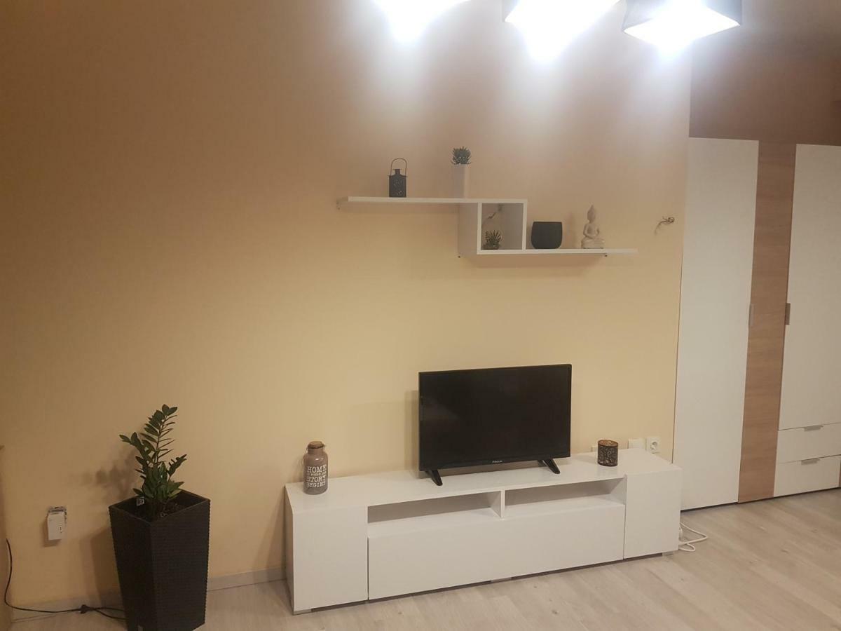 Aurora Appartement Artemida  Buitenkant foto